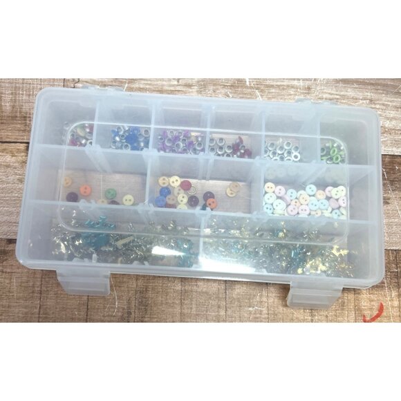 Multicolor Crafting Eyelets And Buttons Organizer Storage Box - Picture 1 of 4